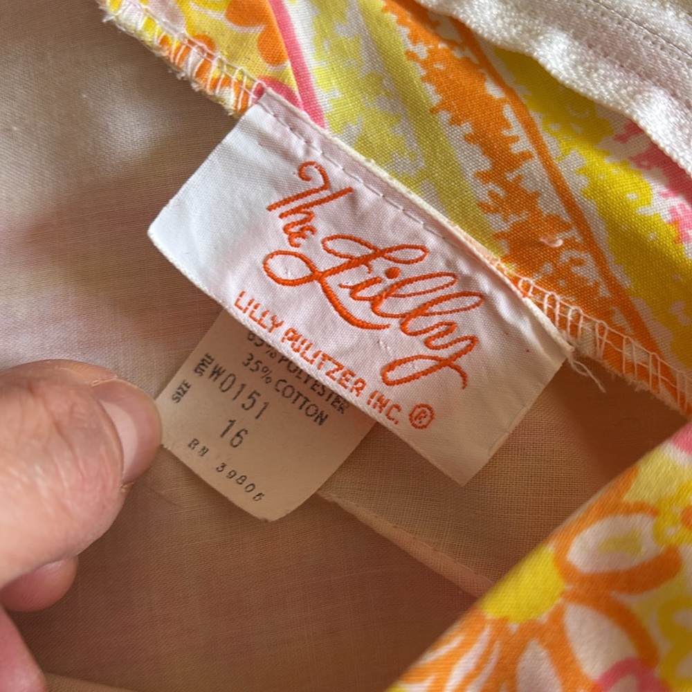 Lilly Pulitzer Vintage “The Lilly” Floral Print Dress - Picture 10 of 12
